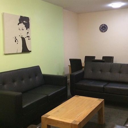 Auberge de jeunesse Oliver House à Liverpool Extérieur photo